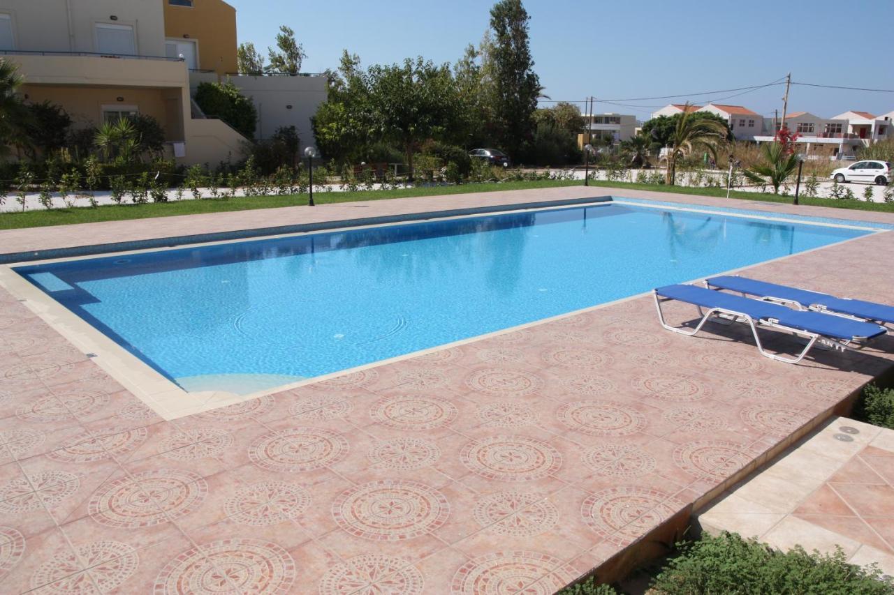 Dimitris Apartments Platanias  Exterior photo